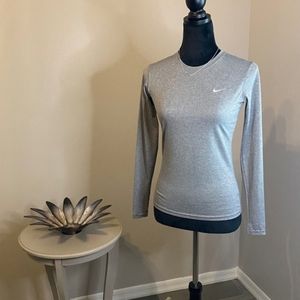 Nike Fit Dry Long Sleeve Gray Workout Shirt Top
